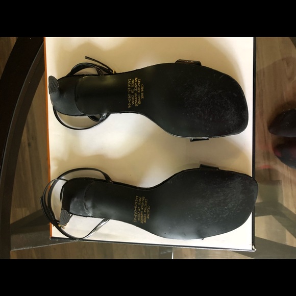 Colin Stuart Leather Ankle Strap Sandals. Black. - Picture 3 of 6